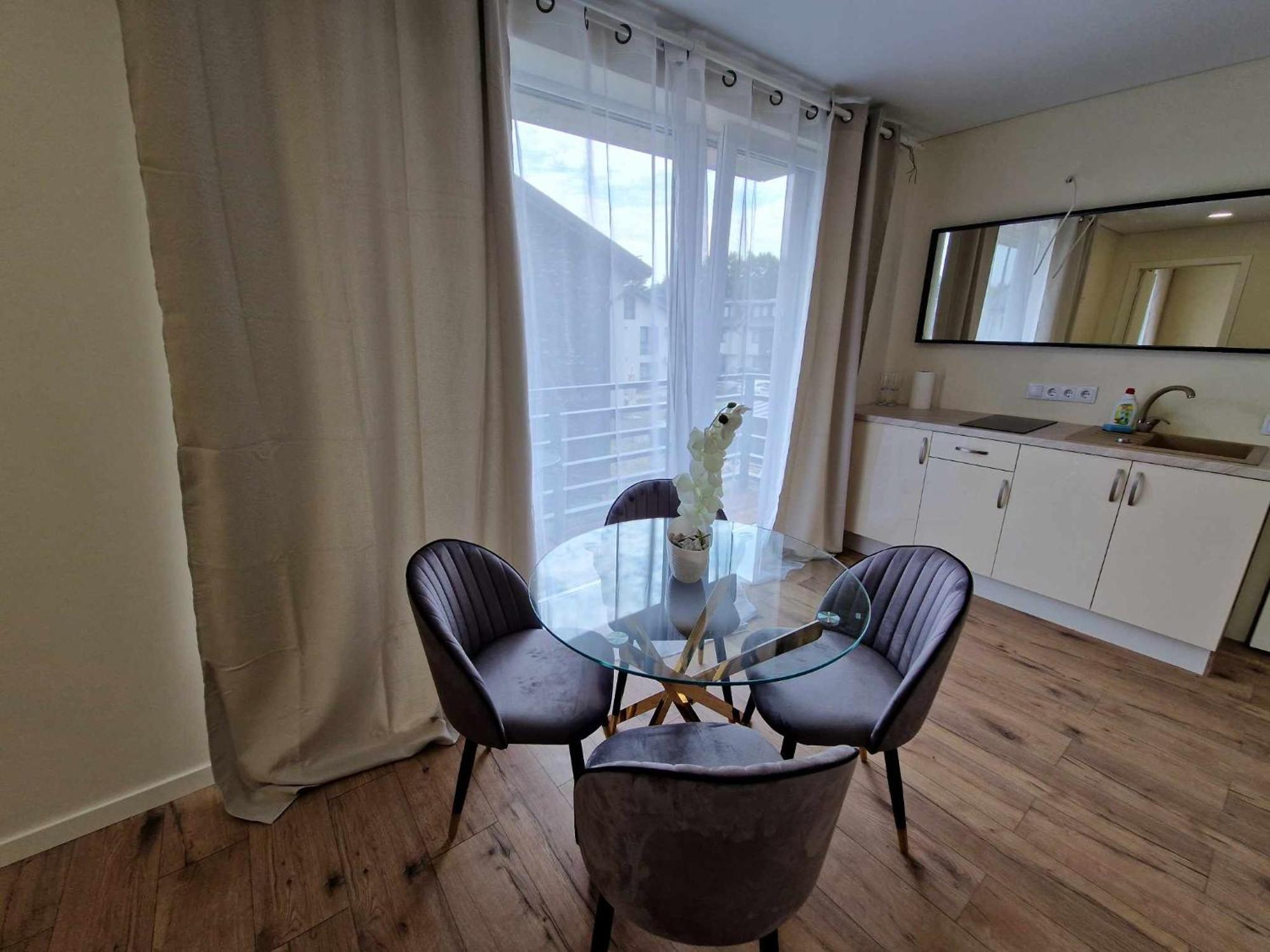2Rest Aparthotel Паланга Екстериор снимка